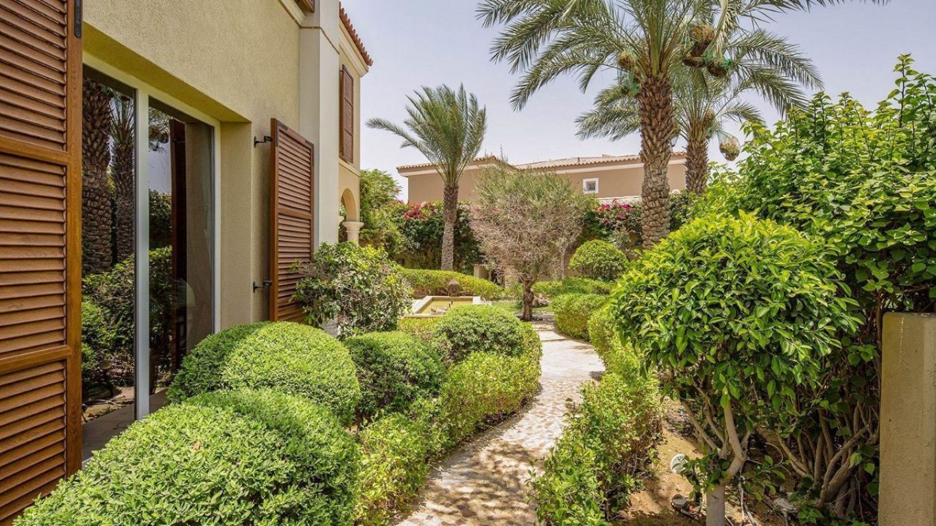 Villa zum Verkauf in Dubai, VAE, 5 Schlafzimmer, 453 m², Nr. 25113 – Foto 3