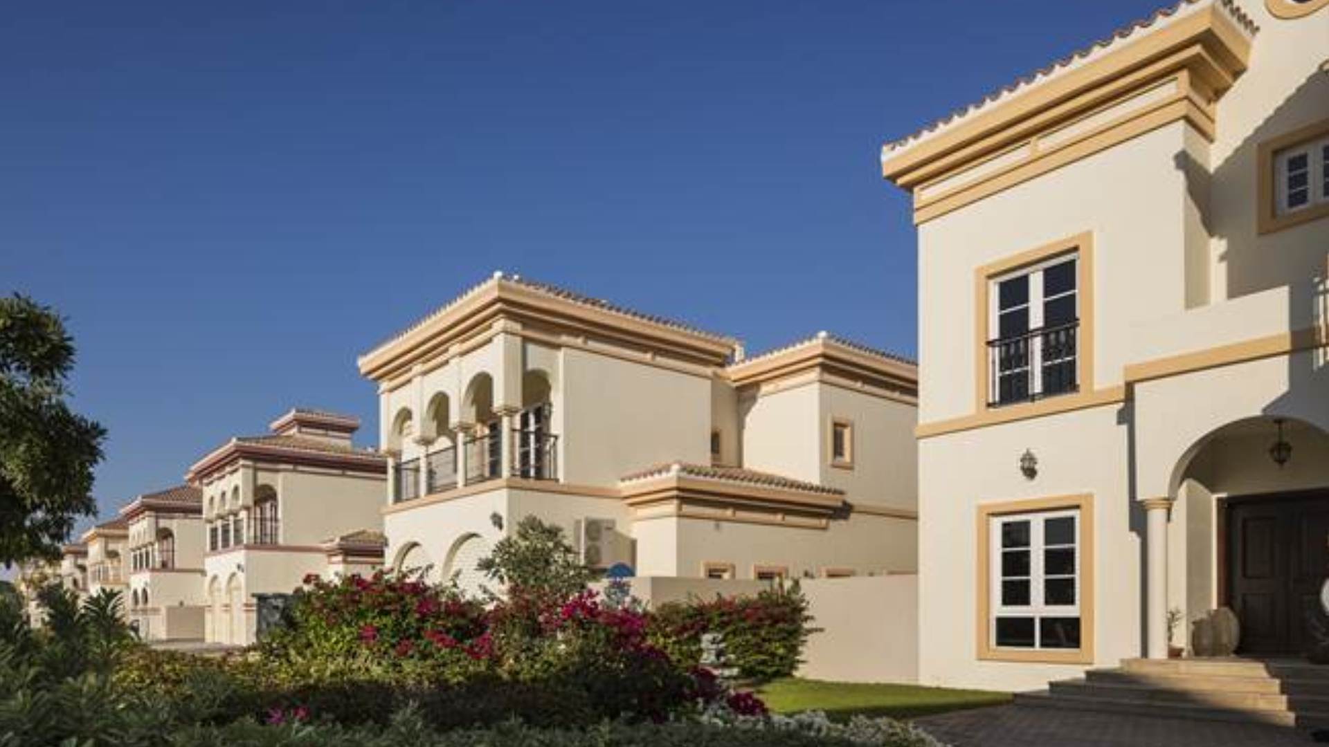 Villa zum Verkauf in Dubai, VAE, 5 Schlafzimmer, 925 m², Nr. 25183 – Foto 3