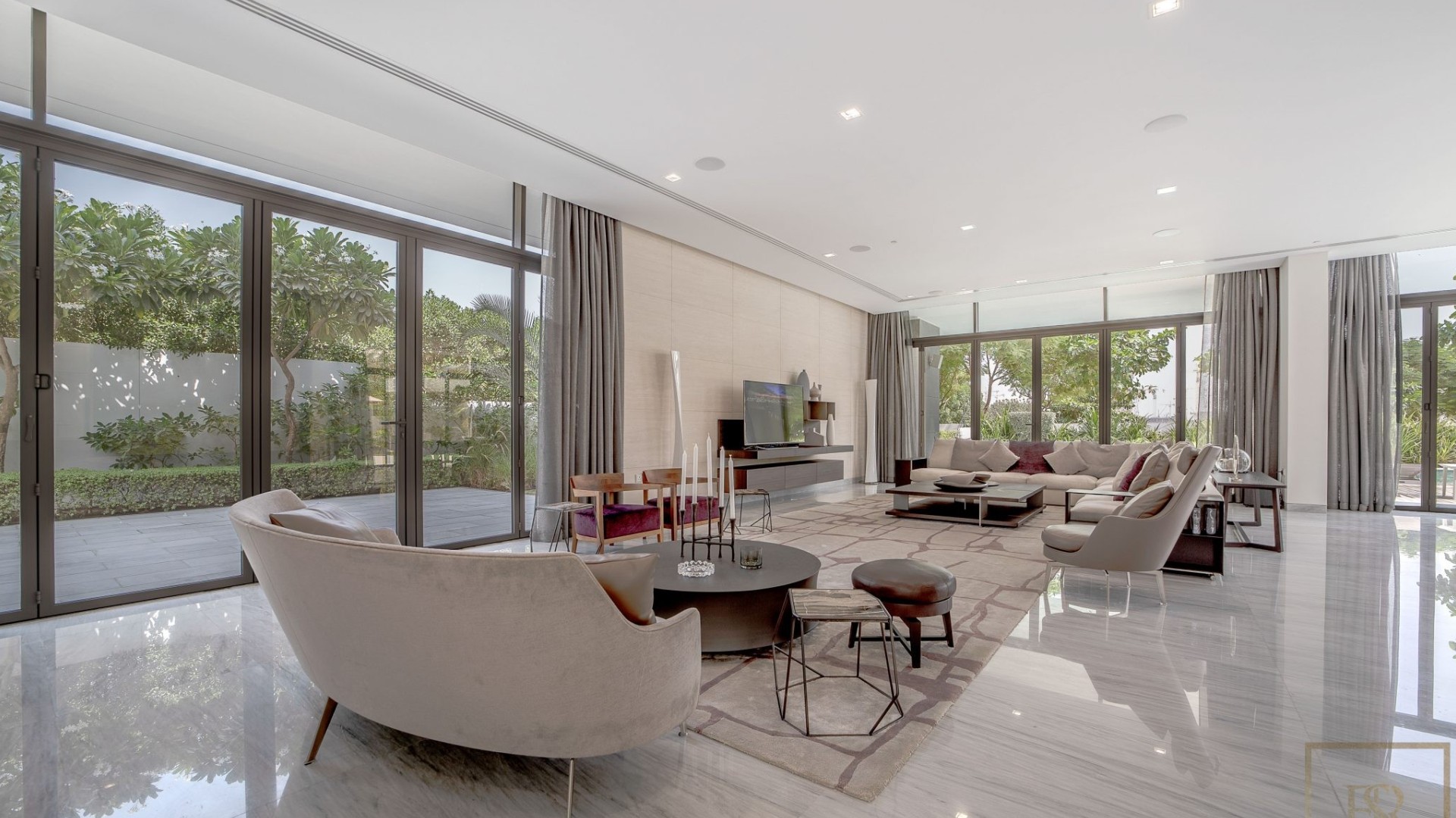 Villa zum Verkauf in Dubai, VAE, 5 Schlafzimmer, 727 m², Nr. 25196 – Foto 2