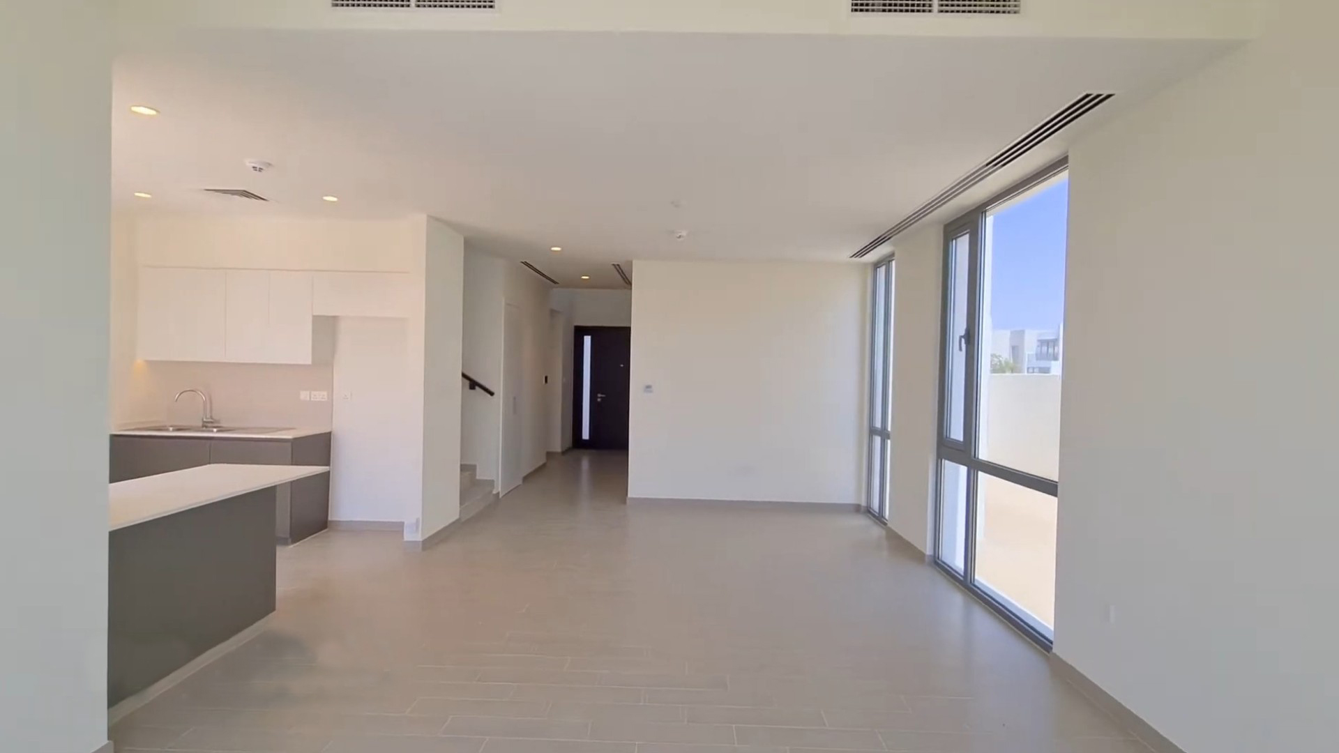 Villa zum Verkauf in Dubai, VAE, 3 Schlafzimmer, 260 m², Nr. 25418 – Foto 2