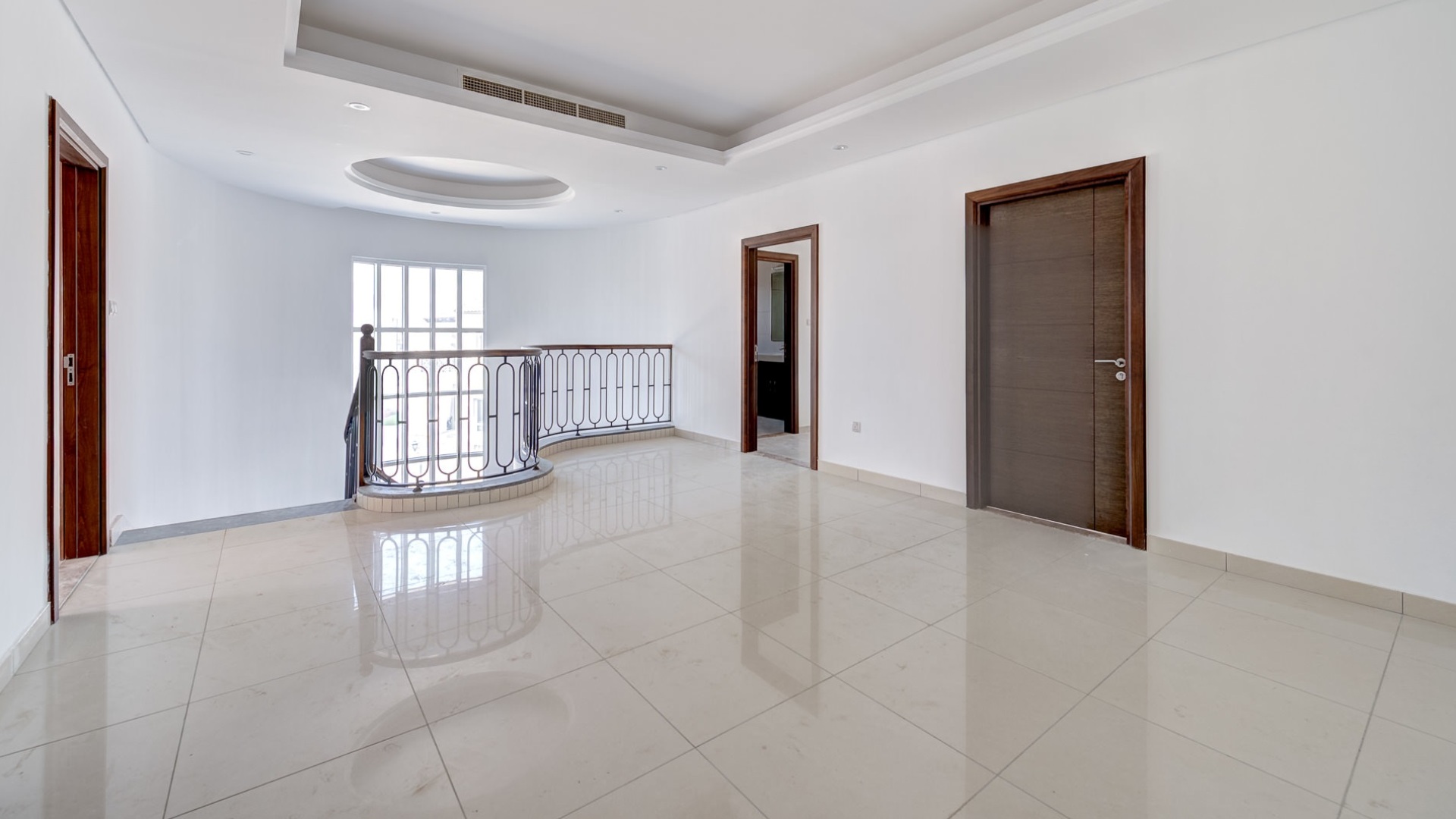 Villa zum Verkauf in Living Legends, Dubai, VAE, 5 Schlafzimmer, 600 m², Nr. 25516 – Foto 1