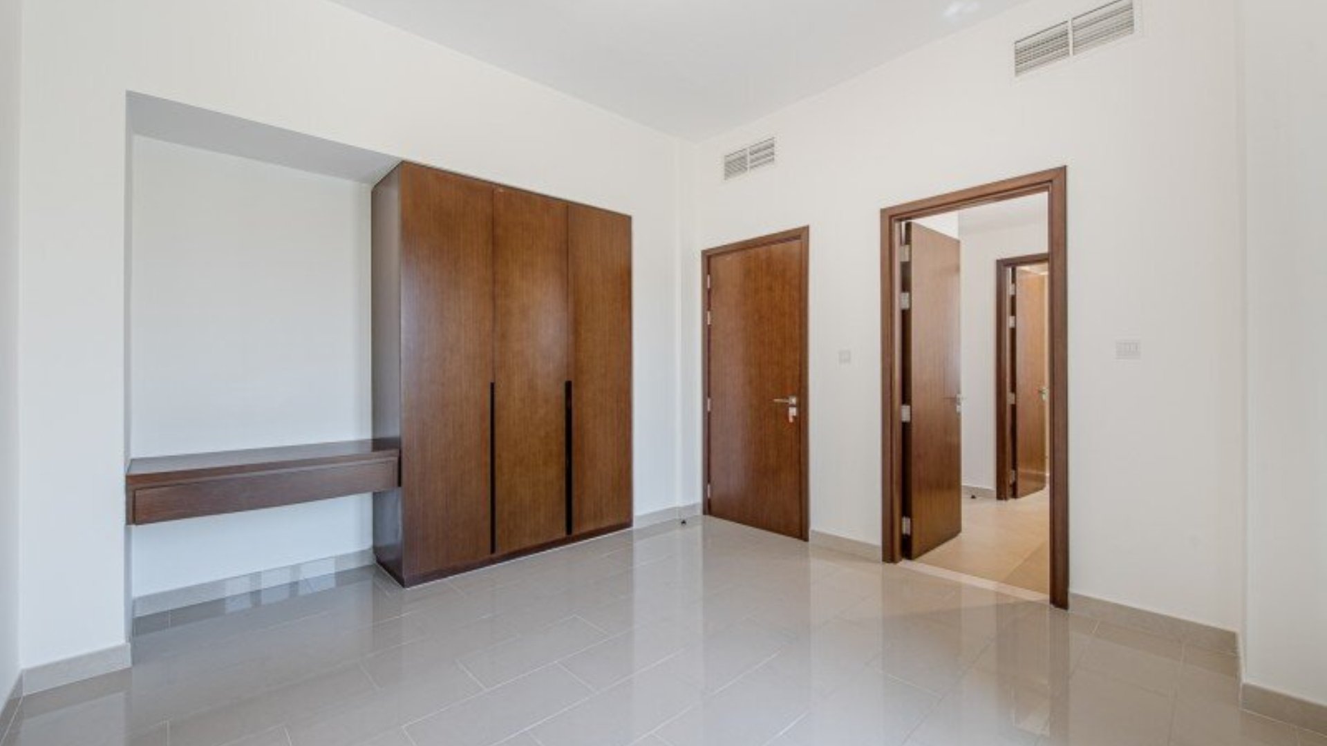 Villa zum Verkauf in Arabian Ranches 2, Dubai, VAE, 4 Schlafzimmer, 312 m², Nr. 25725 – Foto 4