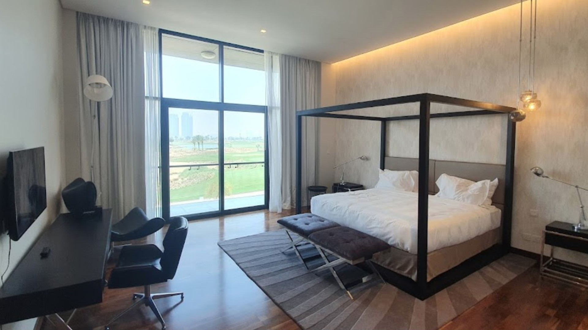 Villa zum Verkauf in Dubai, VAE, 5 Schlafzimmer, 355 m², Nr. 26191 – Foto 1
