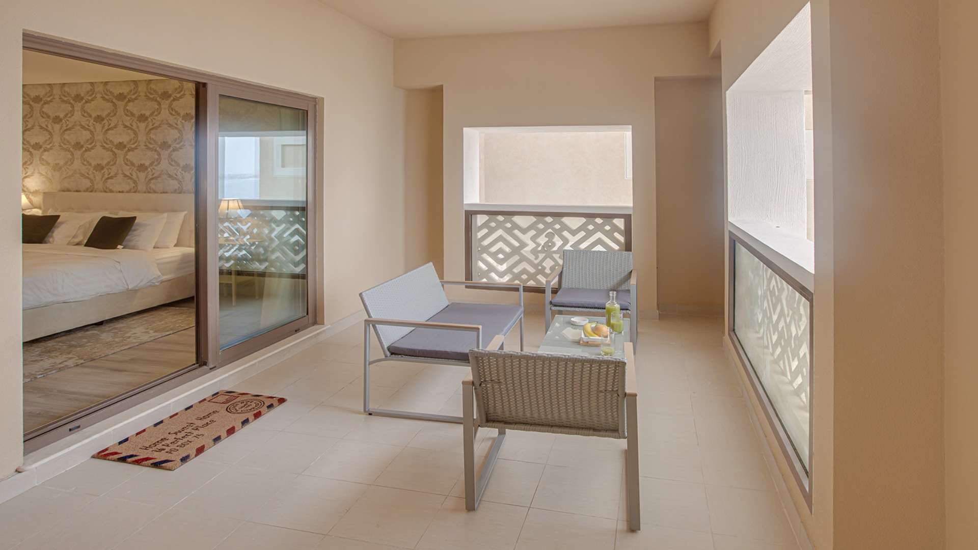 Купить виллу в Palm Jumeirah, Dubai, ОАЭ 4 спальни, 621м2 № 26816 - фото 1