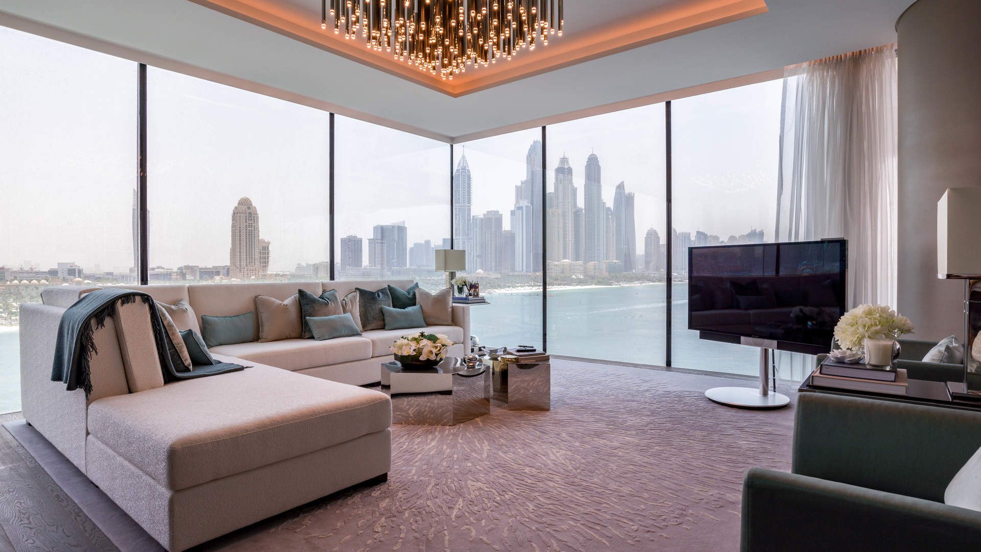 Villa in Jumeirah Park, Dubai, UAE, 3 bedrooms, 285 sq.m. No. 25163 - 2