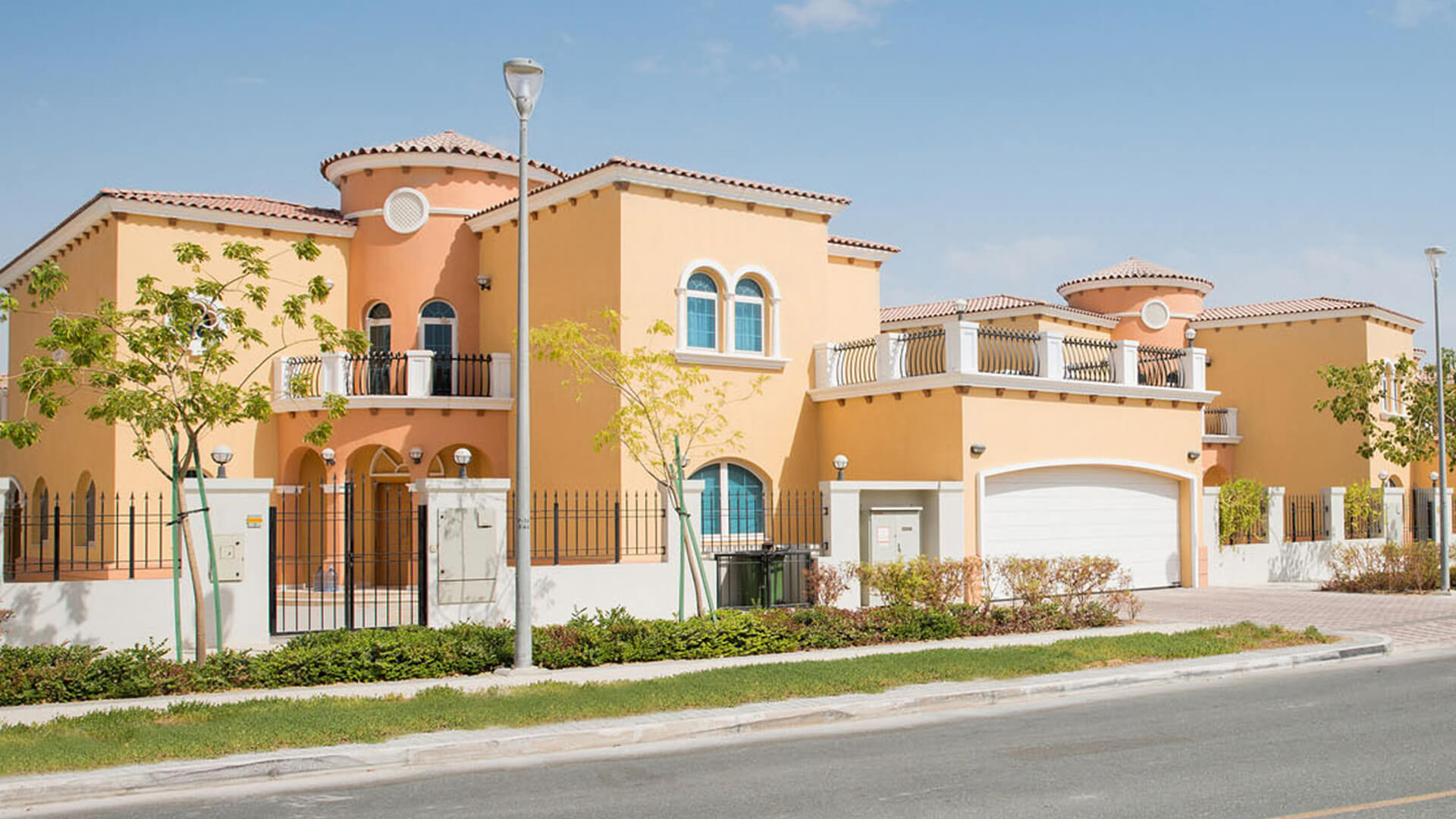Villa in Jumeirah Park, Dubai, UAE, 4 bedrooms, 403 sq.m. No. 25111 - 2