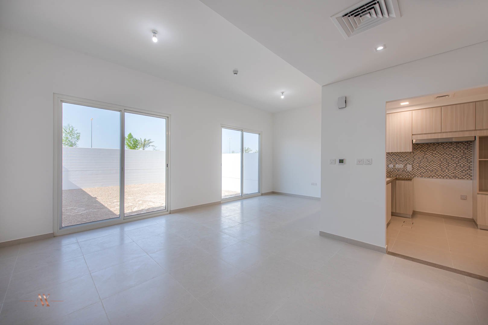 Villa in Mudon, Dubai, UAE, 3 bedrooms, 181.2 sq.m. No. 25006 - 1