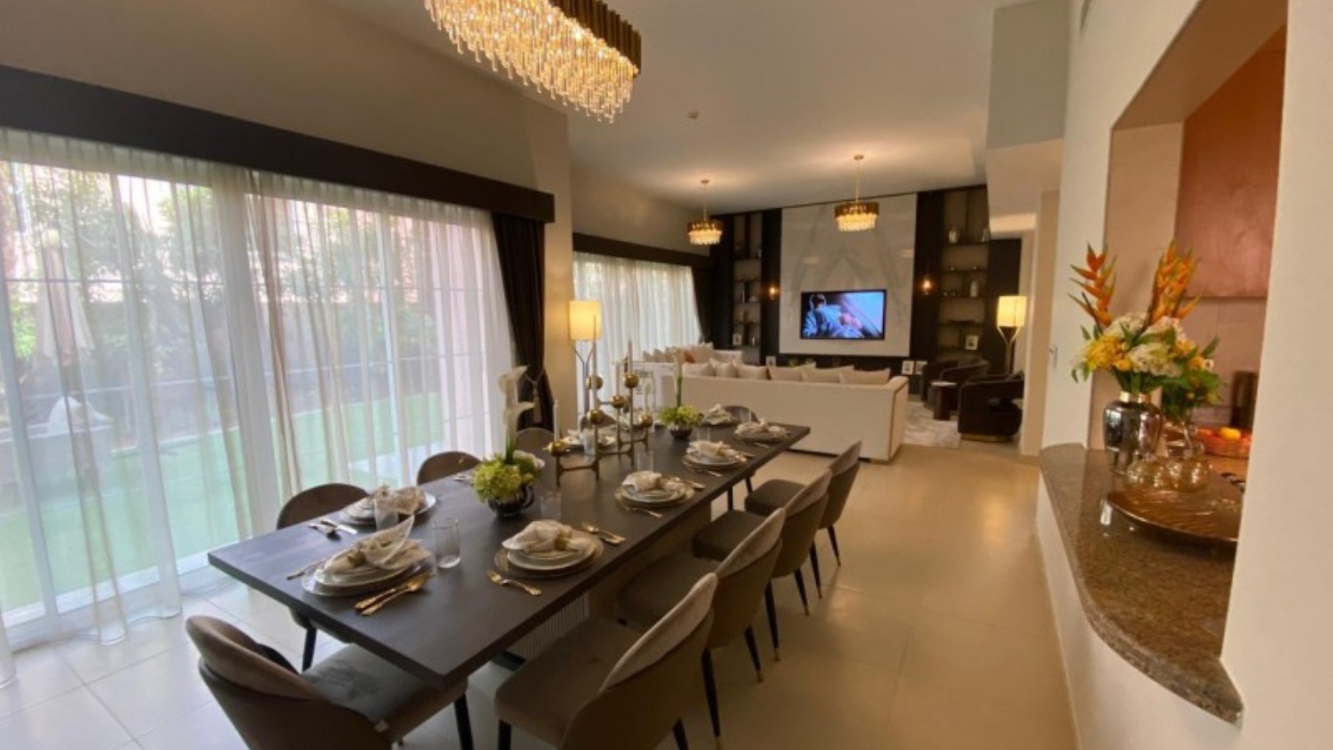 Villa in Nadd Al Sheba, Dubai, UAE, 5 bedrooms, 382 sq.m. No. 25458 - 2