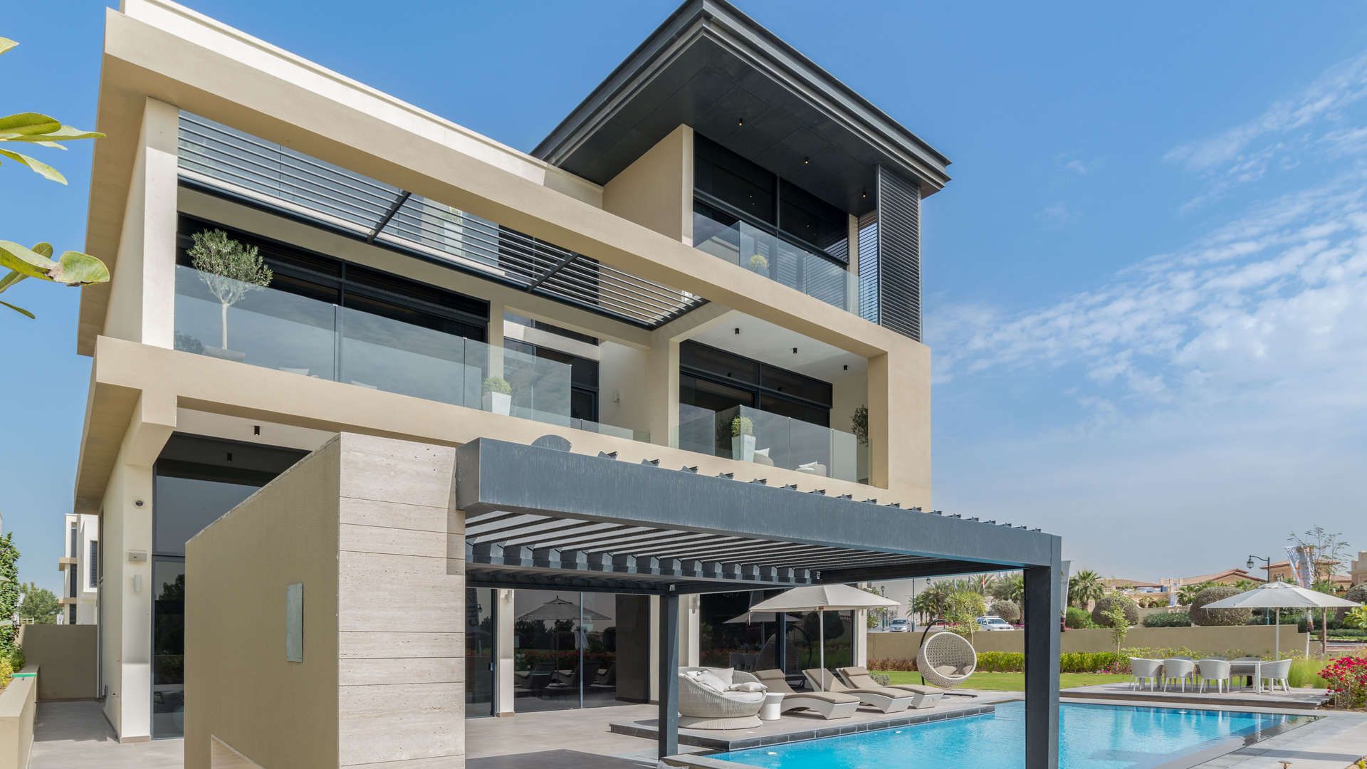 Villa in Jumeirah Golf Estates, Dubai, UAE, 6 bedrooms, 1084 sq.m. No. 25445 - 1