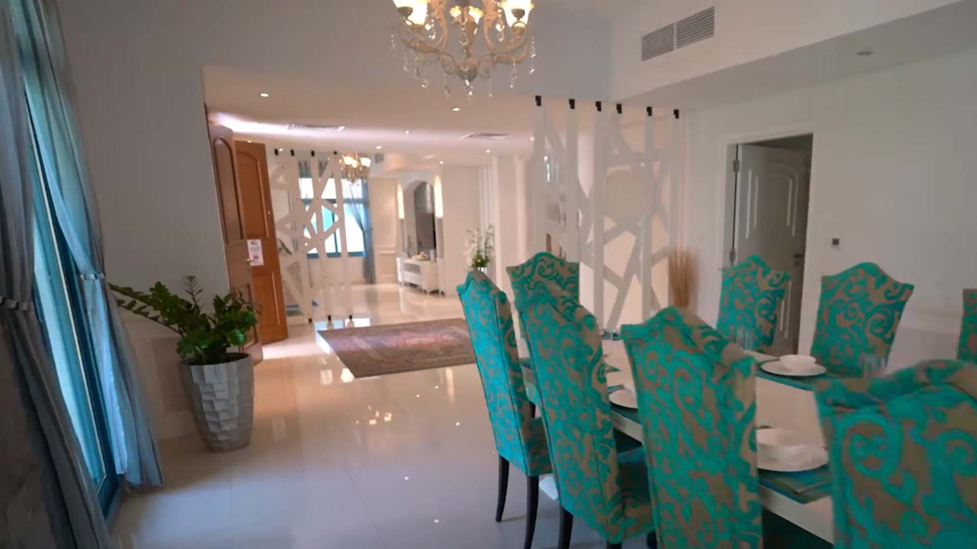 Villa in Falcon City of Wonders, Dubai, UAE, 5 bedrooms, 495 sq.m. No. 25599 - 8