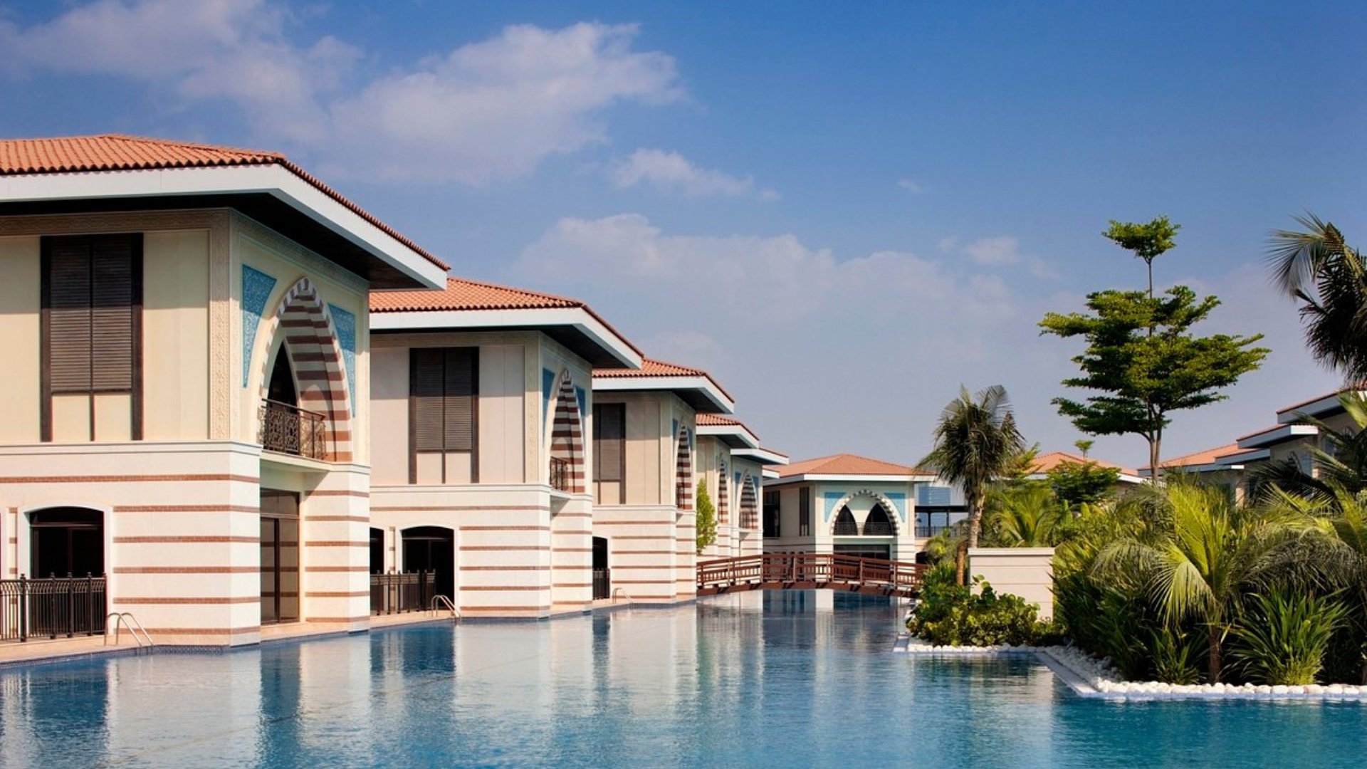 Villa in Palm Jumeirah, Dubai, UAE, 5 bedrooms, 721 sq.m. No. 25817 - 2