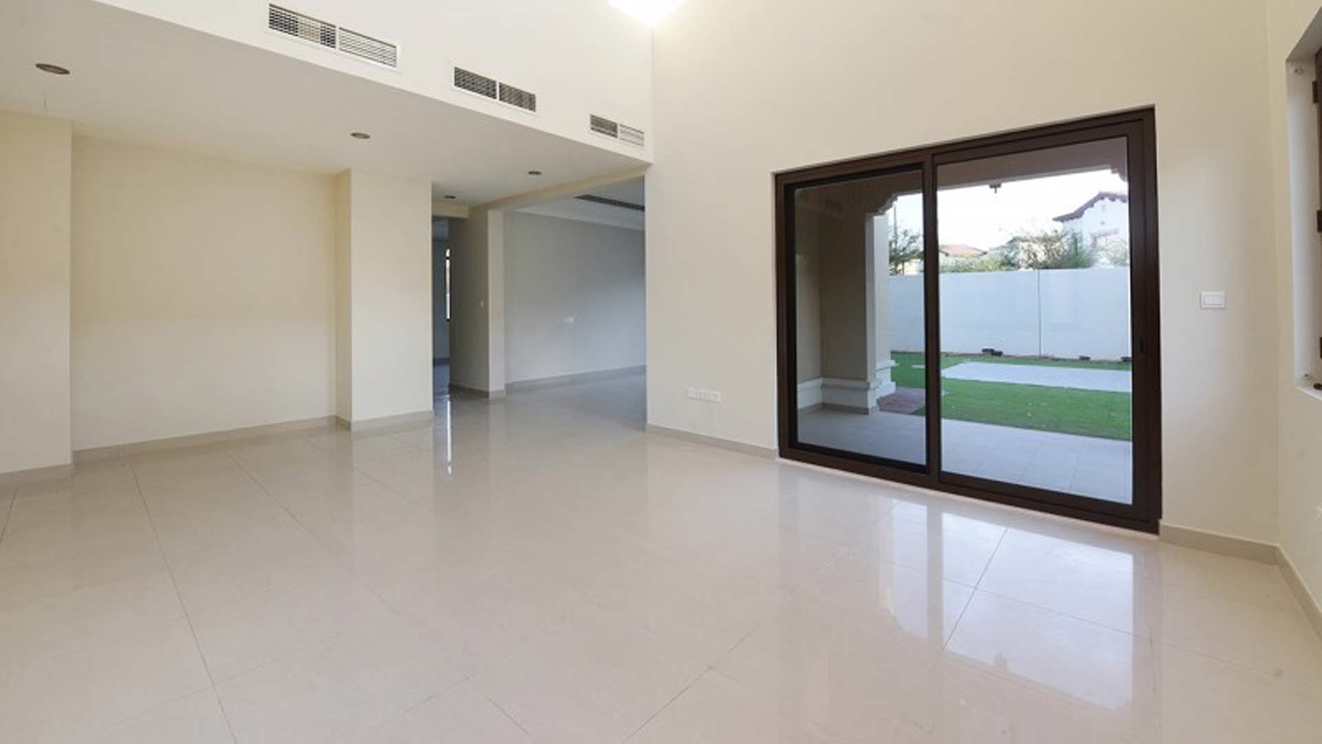 Villa in Arabian Ranches 2, Dubai, UAE, 5 bedrooms, 499 sq.m. No. 26291 - 1