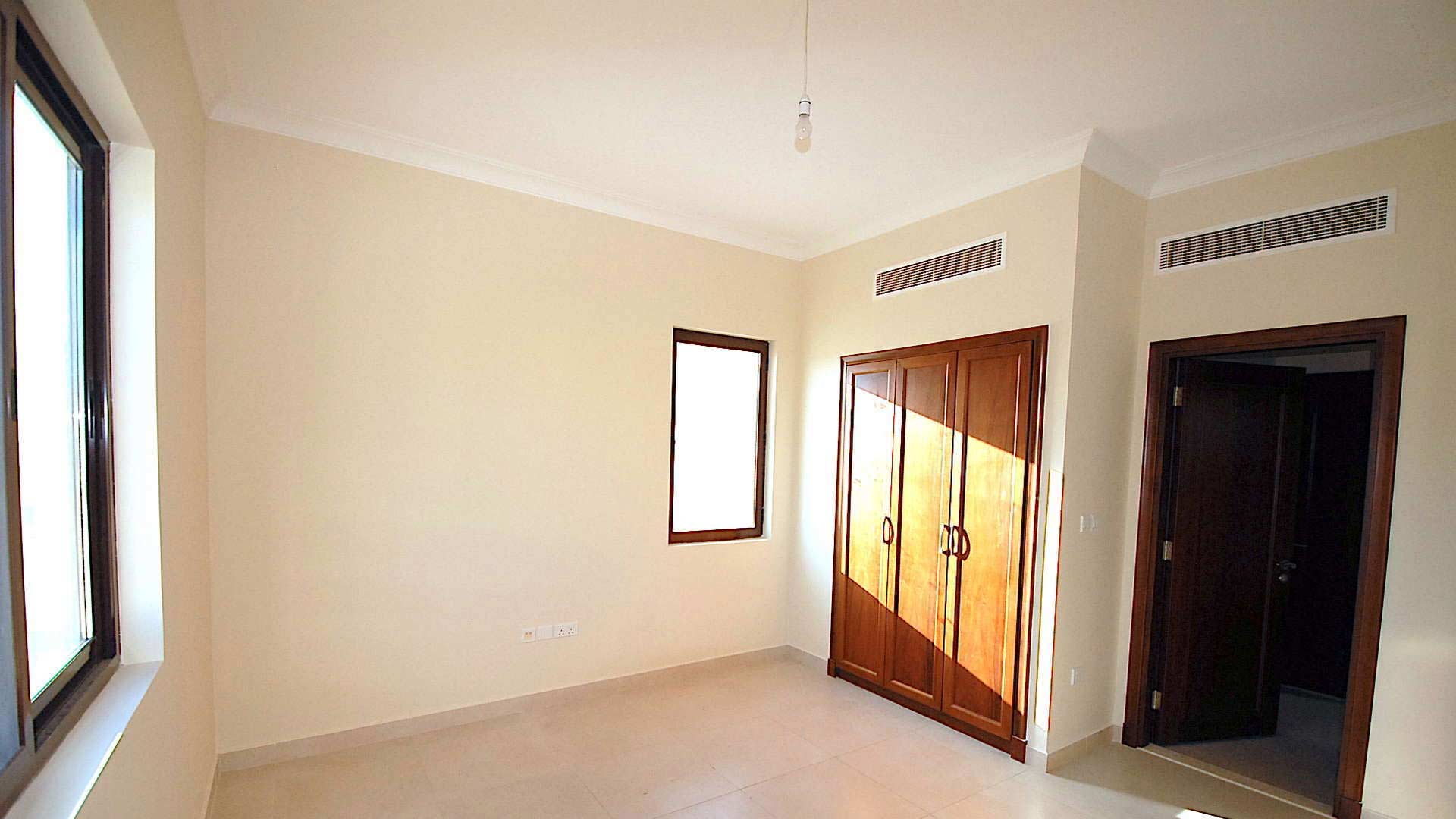 Villa in Arabian Ranches 2, Dubai, UAE, 5 bedrooms, 324 sq.m. No. 26299 - 3